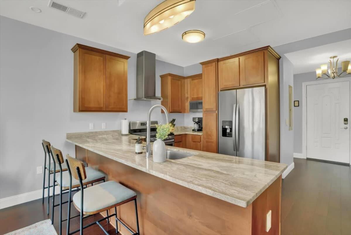 פיטסבורג Cozysuites Spacious 2Br, Ppg Paints Arena, Pitts מראה חיצוני תמונה